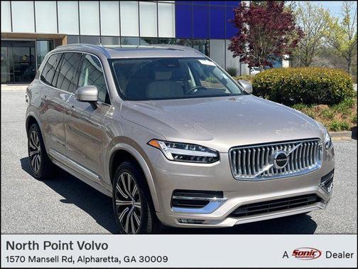 2025 Volvo XC90 B5 Core