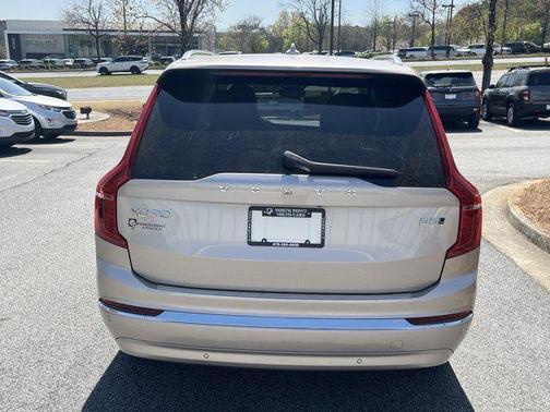 2025 Volvo XC90 B5 Core