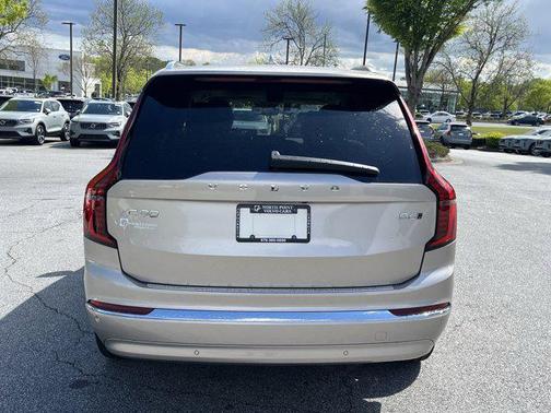 2025 Volvo XC90 B6 Ultra