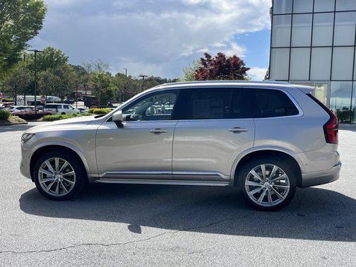 2025 Volvo XC90 B6 Ultra