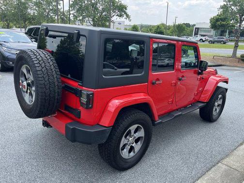 2017 Jeep Wrangler Unlimited Sahara
