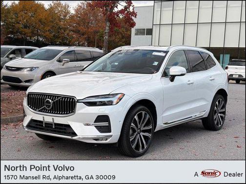 2023 Volvo XC60 B5 Ultimate Bright Theme