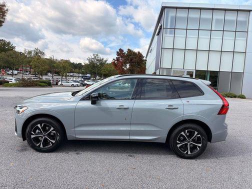2026 Volvo XC60 B5 Core