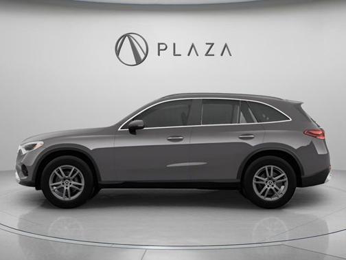 2026 Mercedes-Benz GLC 300 