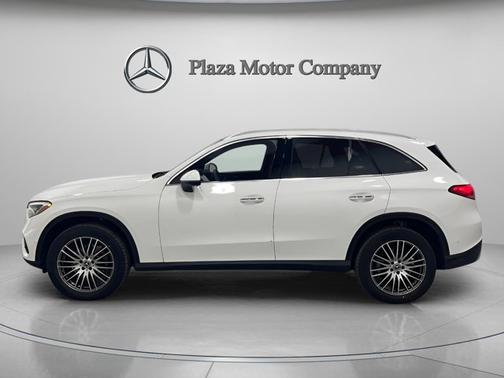 2025 Mercedes-Benz GLC 300