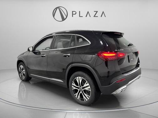 2025 Mercedes-Benz GLA 250 