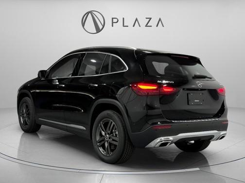 2026 Mercedes-Benz GLA 250 
