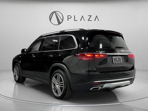 2024 Mercedes-Benz GLS 450 