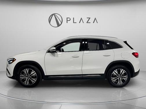 2025 Mercedes-Benz GLA 250 