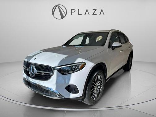 2025 Mercedes-Benz GLC 300 
