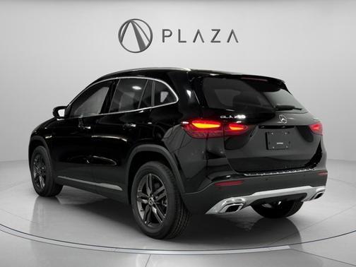 2026 Mercedes-Benz GLA 250 4MATIC