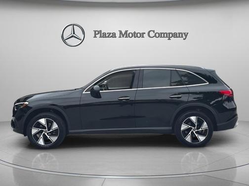 2023 Mercedes-Benz GLC 300