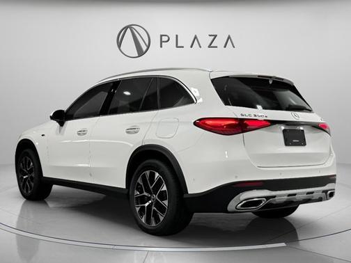2025 Mercedes-Benz GLC 350e 