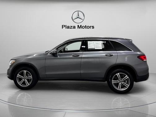 2022 Mercedes-Benz GLC 300