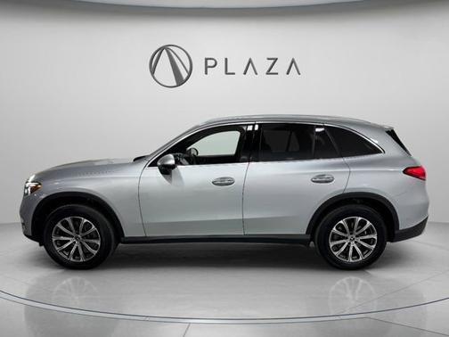 2023 Mercedes-Benz GLC 300 4MATIC