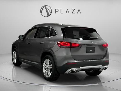 2023 Mercedes-Benz GLA 250 