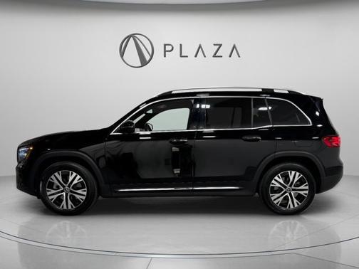 2024 Mercedes-Benz GLB 250 