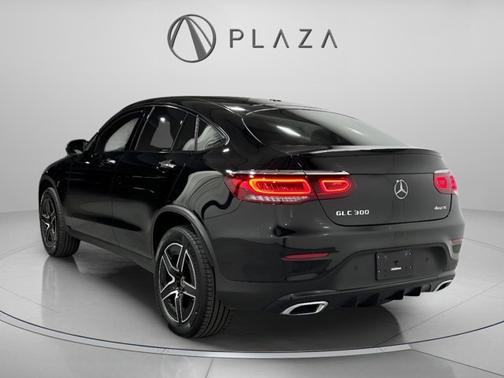 2022 Mercedes-Benz GLC 300 4MATIC Coupe