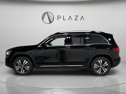 2025 Mercedes-Benz GLB 250 4MATIC