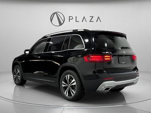 2025 Mercedes-Benz GLB 250 4MATIC