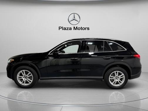 2025 Mercedes-Benz GLC 300