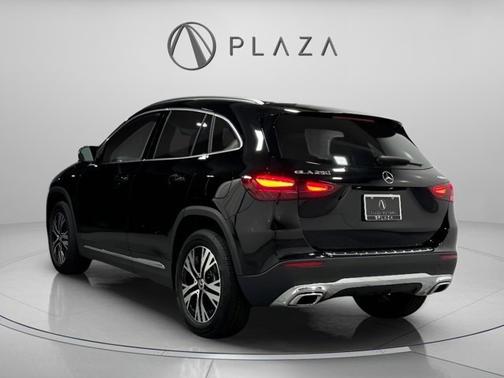 2026 Mercedes-Benz GLA 250 