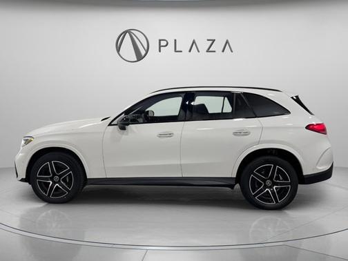2025 Mercedes-Benz GLC 300