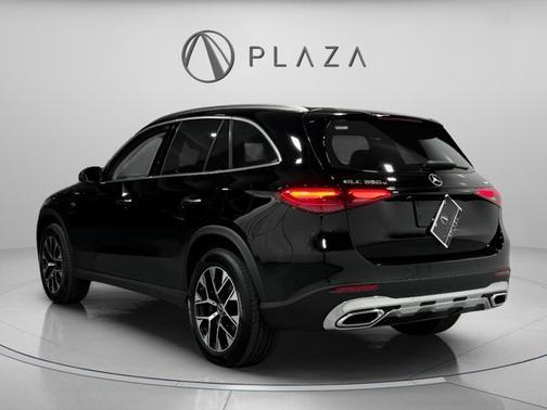 2025 Mercedes-Benz GLC 350e Base
