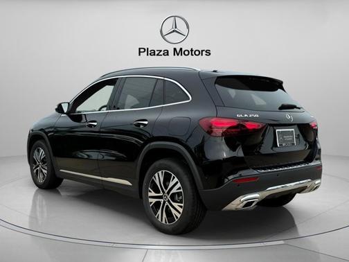 2025 Mercedes-Benz GLA 250 4MATIC