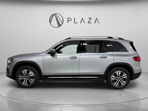 2026 Mercedes-Benz GLB 250 4MATIC