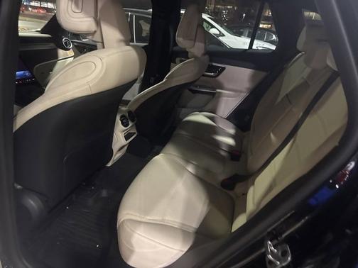 2024 Mercedes-Benz GLC 300 