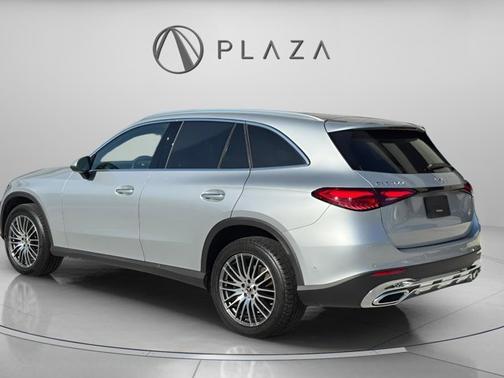 2025 Mercedes-Benz GLC 300 4MATIC