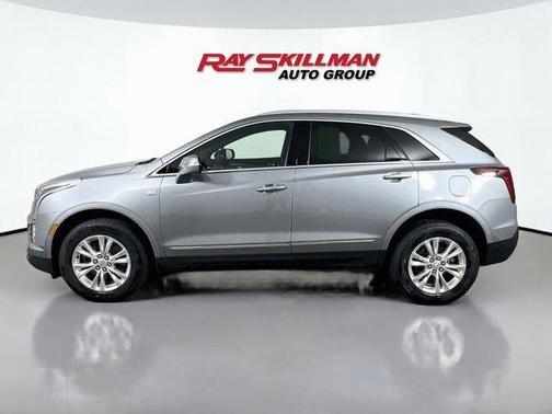 Silver Metallic 2025 Cadillac XT5 Luxury