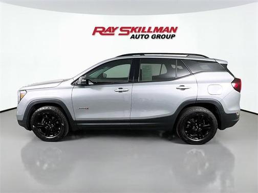 2023 GMC Terrain AT4