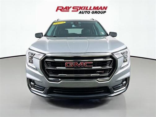 2023 GMC Terrain AT4