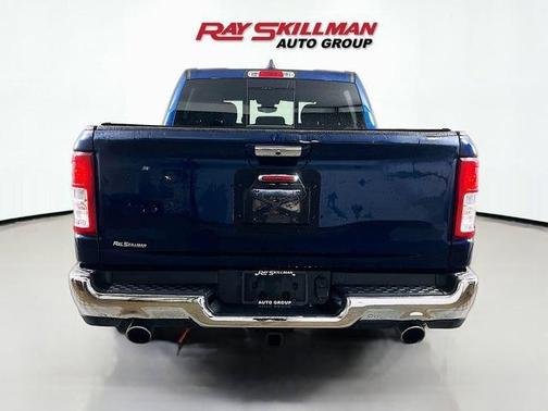 Patriot Blue Pearlcoat 2020 RAM 1500 Big Horn