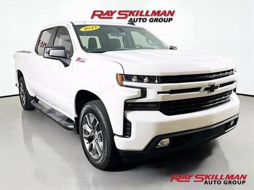 Summit White 2019 Chevrolet Silverado 1500 RST