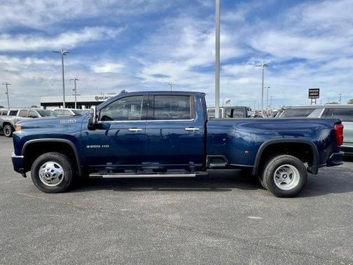 2022 Chevrolet Silverado 3500 High Country