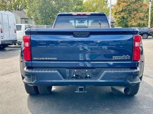 2022 Chevrolet Silverado 3500 High Country