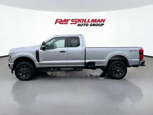 Iconic Silver Metallic 2024 Ford F-250 XL