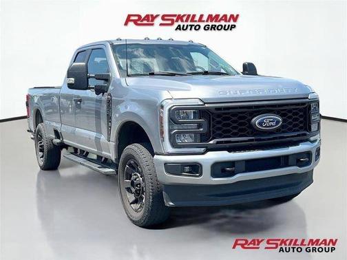 Iconic Silver Metallic 2024 Ford F-250 XL