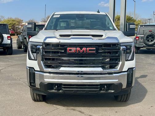 2025 GMC Sierra 2500 Pro