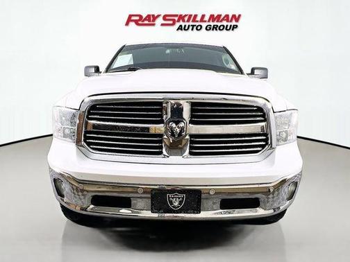 Bright White Clearcoat 2019 RAM 1500 Classic Big Horn
