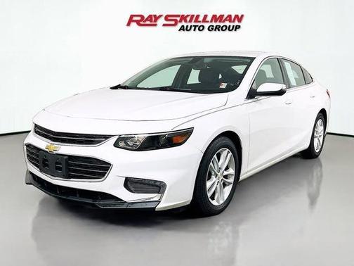 Summit White 2017 Chevrolet Malibu 1LT