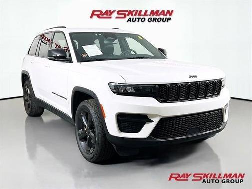 2024 Jeep Grand Cherokee Laredo