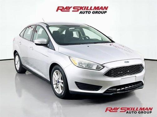 Magnetic 2017 Ford Focus SE