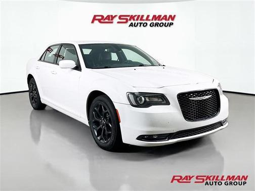 2019 Chrysler 300 S
