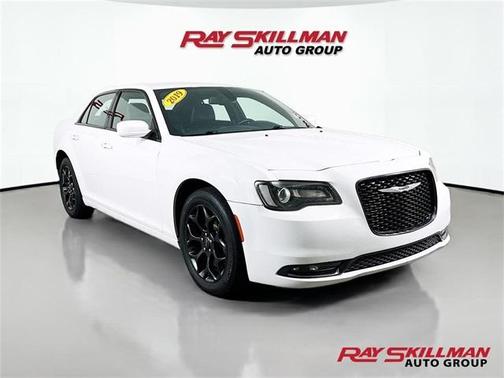 2019 Chrysler 300 S
