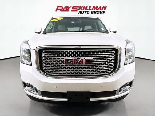 White Frost Tri-Coat 2017 GMC Yukon Denali