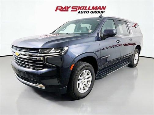 2024 Chevrolet Suburban LT